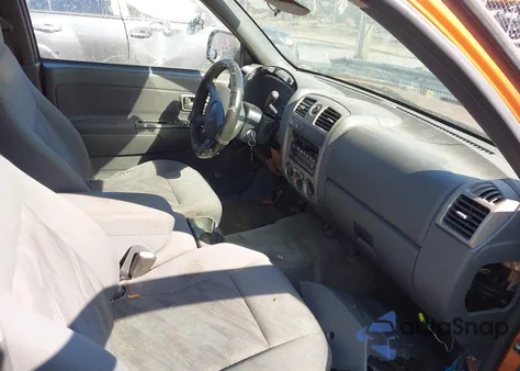 2004 Chevrolet Colorado Ls z USA, uszkodzony, nr VIN 1GCDT136048200348